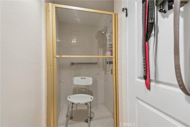 2545 Via Campesina Unit 303, Palos Verdes Estates, CA 90274 - full bathroom featuring a stall shower