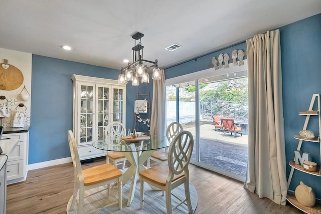2760 Thunder Dr, Oceanside, CA 92056 - dining room featuring light wood-style floors, recessed lighting, and a chandelier