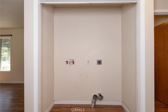 51674 Rd 426, Oakhurst, CA 93644 - washroom with baseboards, hookup for an electric dryer, wood finished floors, and laundry area