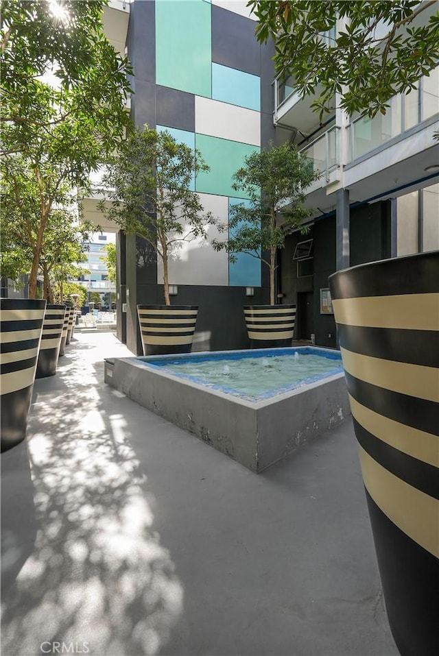 4215 Glencoe Ave Unit 407, Marina Del Rey, CA 90292 - view of swimming pool