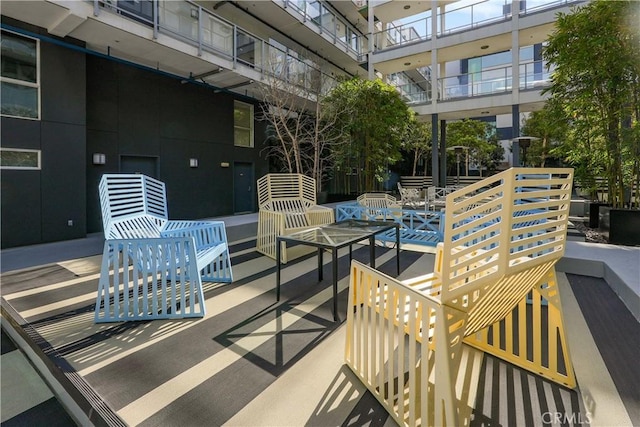 4215 Glencoe Ave Unit 407, Marina Del Rey, CA 90292 - view of patio / terrace
