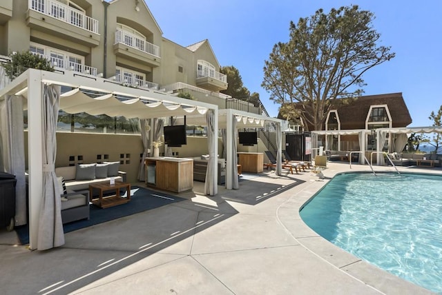1552 Camino Del Mar Unit 623/625, Del Mar, CA 92014 - community pool with outdoor lounge area, a pergola, and a patio area