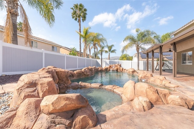 27077 Calendula St, Corona, CA 92883 - view of swimming pool featuring a patio area, a pool with connected hot tub, and a fenced backyard
