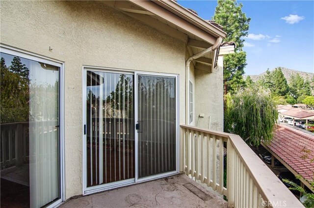 653 Oak Run Trl Unit Tl402, Oak Park, CA 91377 - balcony featuring a mountain view