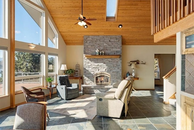 15516 Valley View Dr, Weed, CA 96094 - view of sunroom