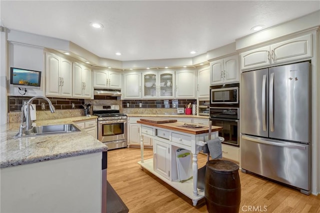 18335 Pinnacle Ct, Hidden Valley Lake, CA 95467 - photo 2