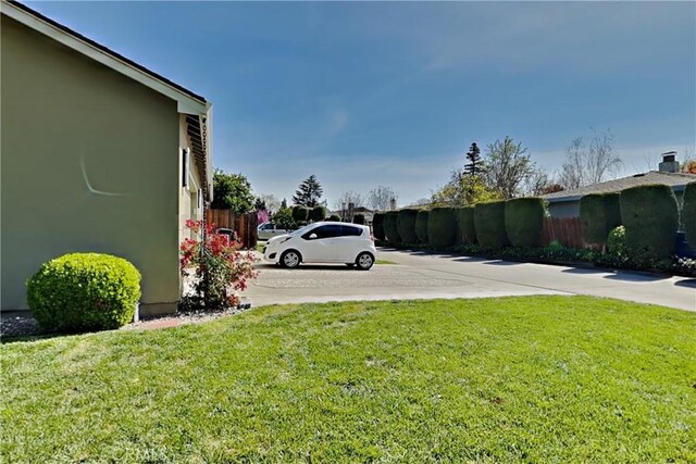 2100 Sherwood Ave Unit A, Modesto, CA 95350 - view of yard featuring fence