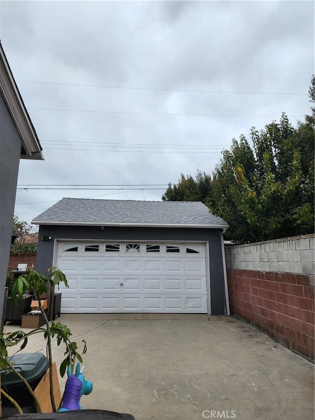 view of detached garage