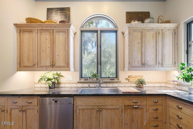 3323 Calle De Debesa, Camarillo, CA 93010 - photo 31