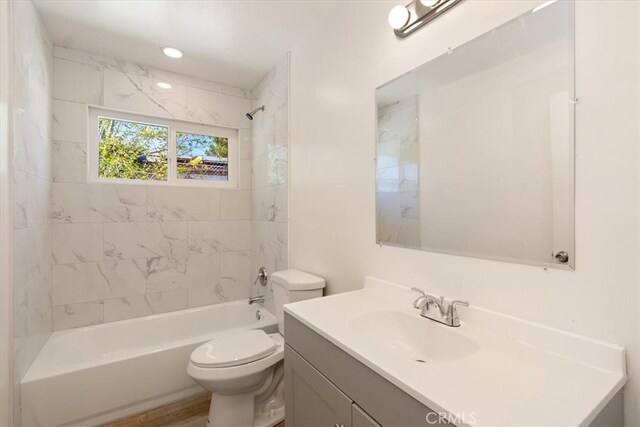 15668 Inyo St, Victorville, CA 92395 - photo 17
