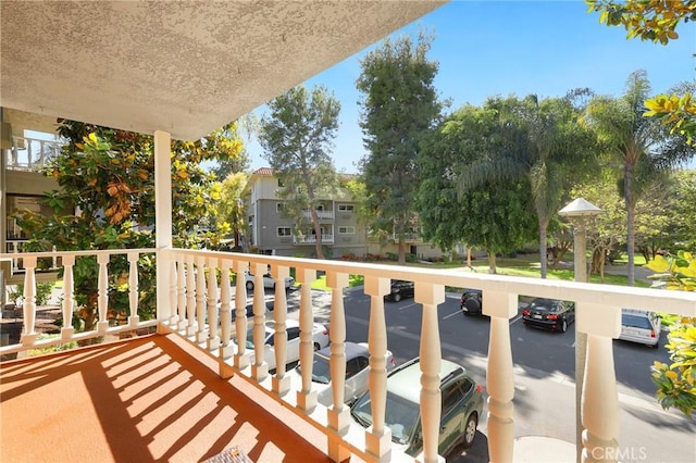 2405 Via Mariposa W Unit 1B, Laguna Woods, CA 92637 - view of balcony