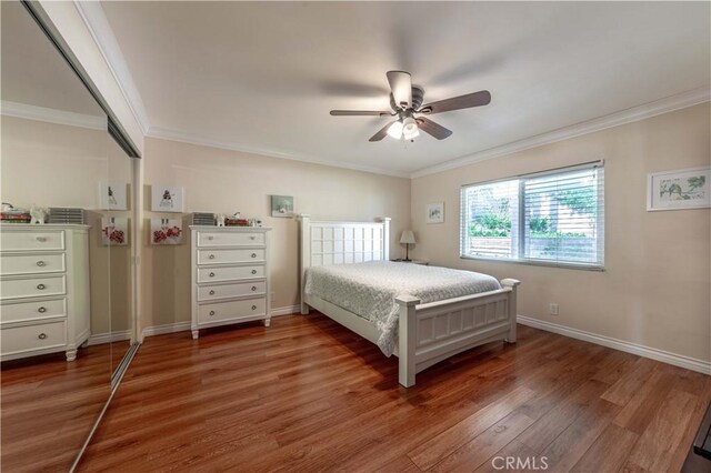 1516 W 5th St, San Pedro, CA 90732 - bedroom featuring wood finished floors, ornamental molding, and a ceiling fan