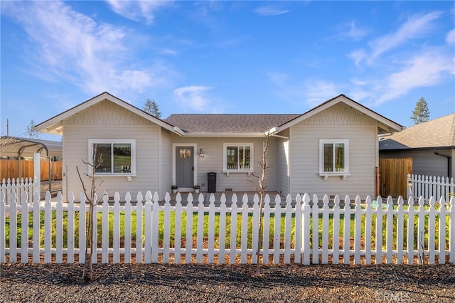 766 Willow St, Paradise, CA 95969 - ranch-style house featuring a fenced front yard