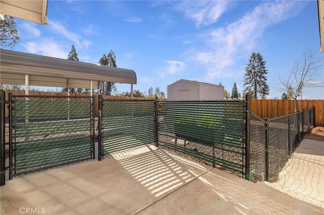 766 Willow St, Paradise, CA 95969 - view of patio / terrace with a gate