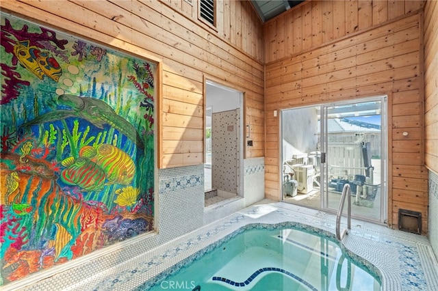 view of swimming pool