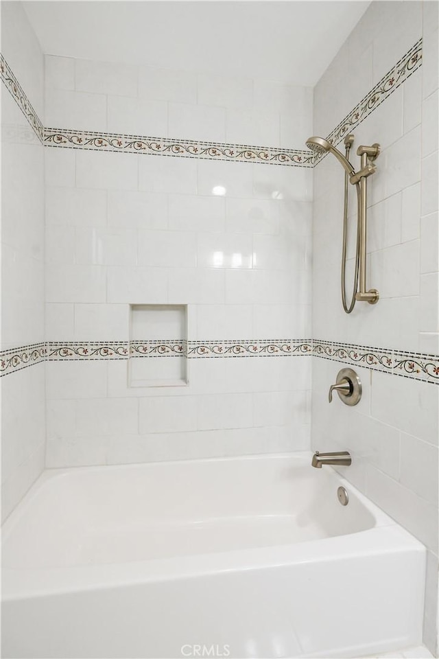 410 Via Mesa Grande, Redondo Beach, CA 90277 - full bathroom featuring washtub / shower combination