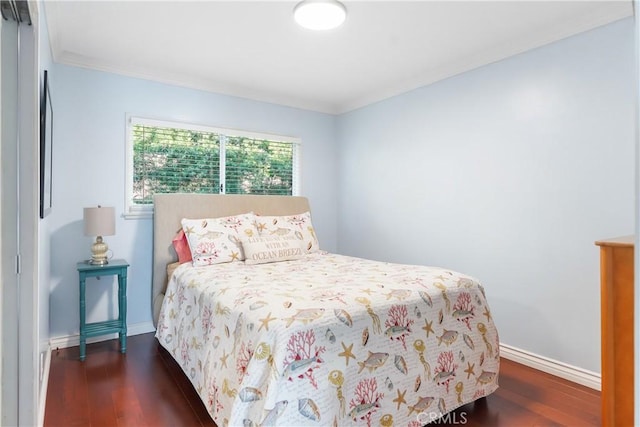 410 Via Mesa Grande, Redondo Beach, CA 90277 - bedroom with wood finished floors, baseboards, and crown molding