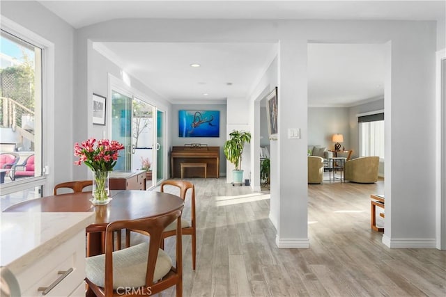 410 Via Mesa Grande, Redondo Beach, CA 90277 - dining area featuring light wood-style flooring, healthy amount of natural light, ornamental molding, baseboards, and recessed lighting