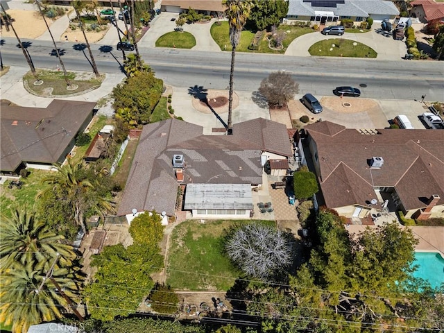 birds eye view of property featuring a residential view