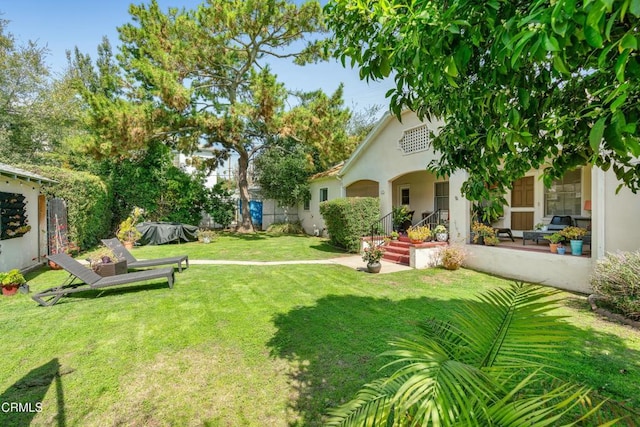 646 Orange Grove Ave, South Pasadena, CA 91030 - view of yard featuring fence