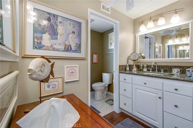 7286 Mast Dr, Huntington Beach, CA 92648 - photo 21