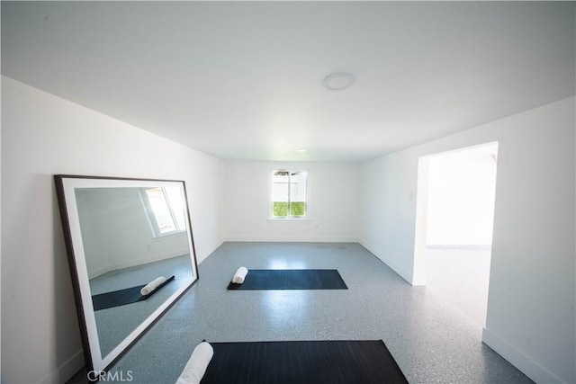 1933 Fanwood Ave, Long Beach, CA 90815 - workout area with baseboards