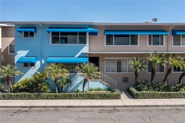 6 5th Pl, Long Beach, CA 90802 - view of property featuring stucco siding
