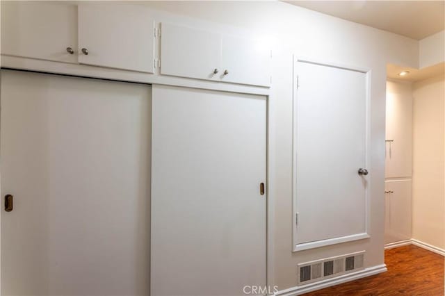 6 5th Pl, Long Beach, CA 90802 - view of closet