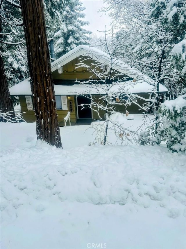 628 Rose Ln, Twin Peaks, CA 92391 - exterior space