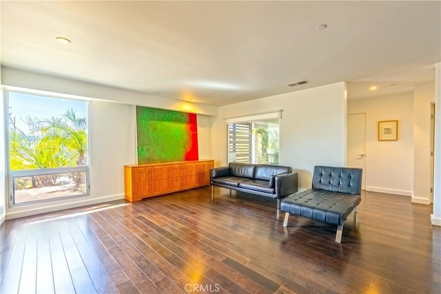 712 Orange Grove Ter, South Pasadena, CA 91030 - sitting room featuring hardwood / wood-style flooring, baseboards, and recessed lighting