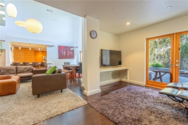 712 Orange Grove Ter, South Pasadena, CA 91030 - living room with baseboards, dark wood-style flooring, and recessed lighting