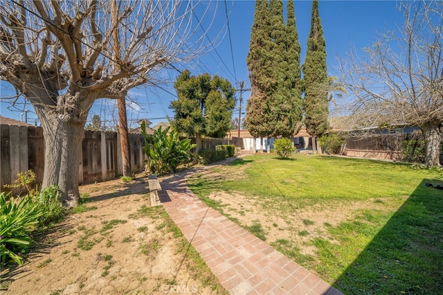 3540 Watkins Dr, Riverside, CA 92507 - view of yard featuring a fenced backyard