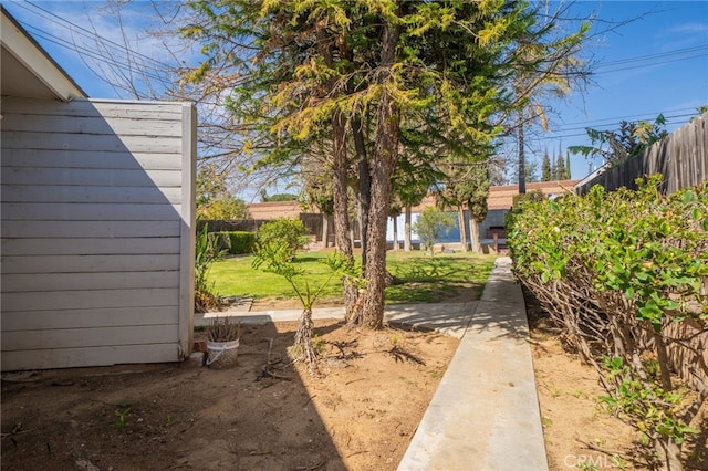 3540 Watkins Dr, Riverside, CA 92507 - view of yard with fence