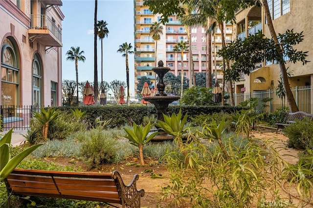 455 E Ocean Blvd Unit 411, Long Beach, CA 90802 - view of community with fence