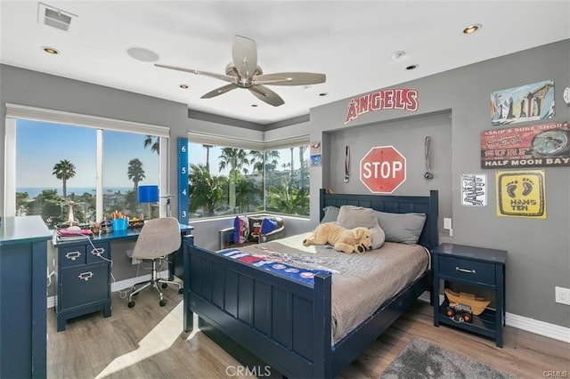 33961 Granada Dr, Dana Point, CA 92629 - bedroom with an office area, wood finished floors, ceiling fan, and recessed lighting