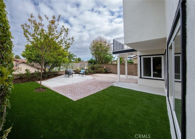 26306 Ganiza, Mission Viejo, CA 92692 - view of yard with a balcony and a patio