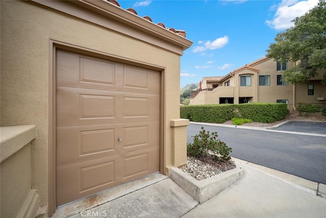 2344 Snowberry Ct, Avila Beach, CA 93424 - view of garage