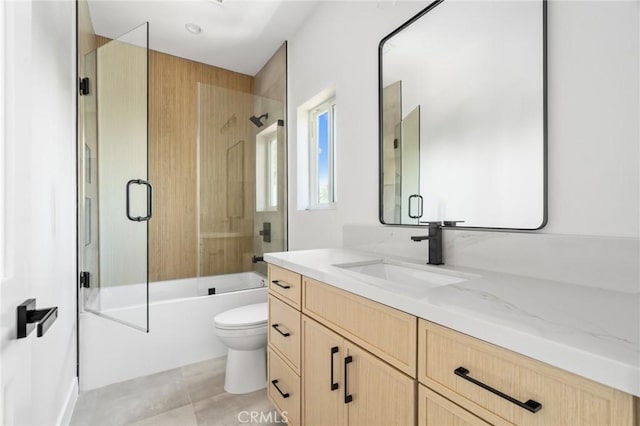 4641 W 130th St, Hawthorne, CA 90250 - bathroom with vanity, toilet, and enclosed tub / shower combo
