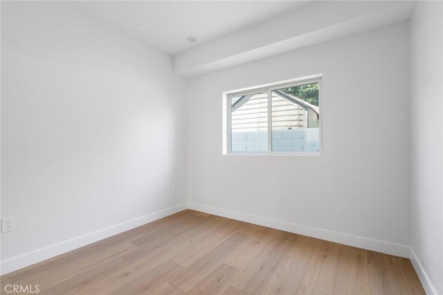 4641 W 130th St, Hawthorne, CA 90250 - empty room featuring light wood-style flooring and baseboards