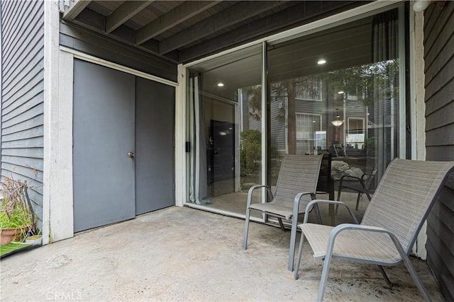25301 Pine Creek Ln, Wilmington, CA 90744 - view of patio / terrace