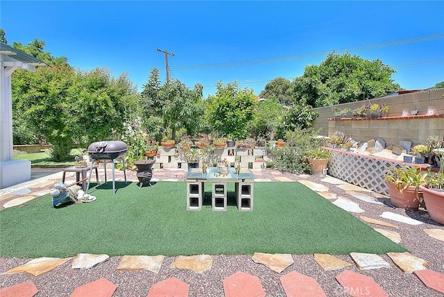 view of yard featuring fence