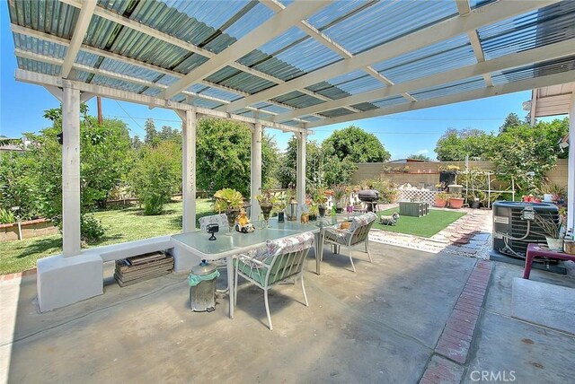 view of patio with outdoor dining space