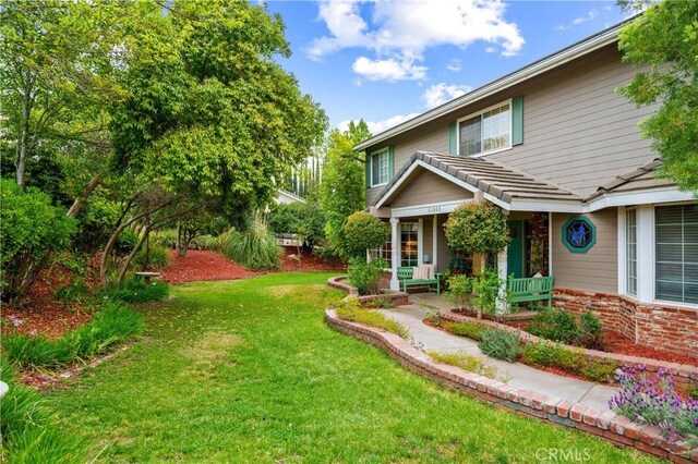 31065 Avenida Del Reposo, Temecula, CA 92591 - view of yard featuring covered porch