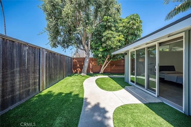 3109 Pattiz Ave, Long Beach, CA 90808 - view of yard