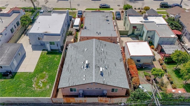 birds eye view of property featuring a residential view
