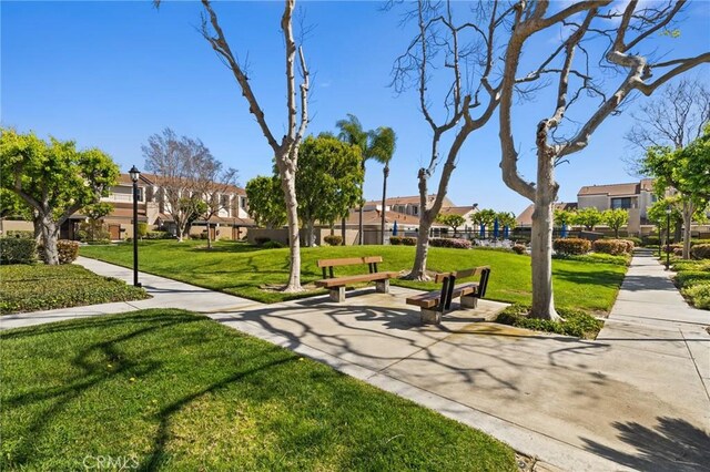 6279 Lincoln Ave, Buena Park, CA 90620 - surrounding community featuring a residential view and a yard