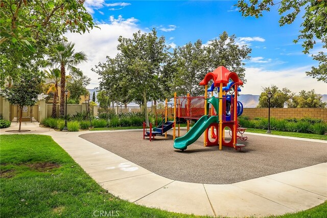 1800 E Lakeshore Dr Unit 2411, Lake Elsinore, CA 92530 - photo 16