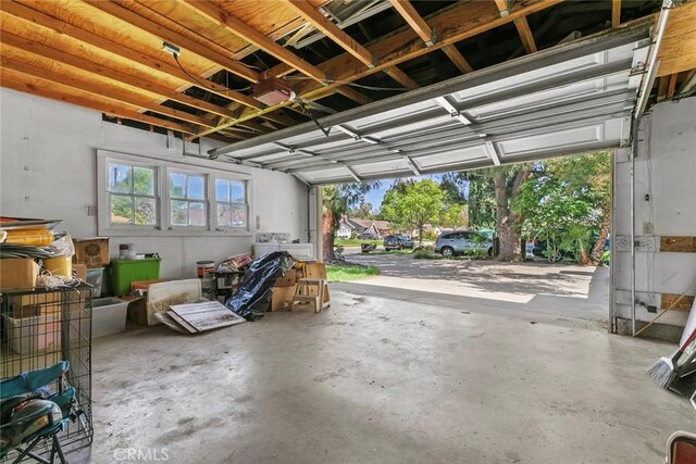 21032 Baltar St, Canoga Park, CA 91304 - view of garage