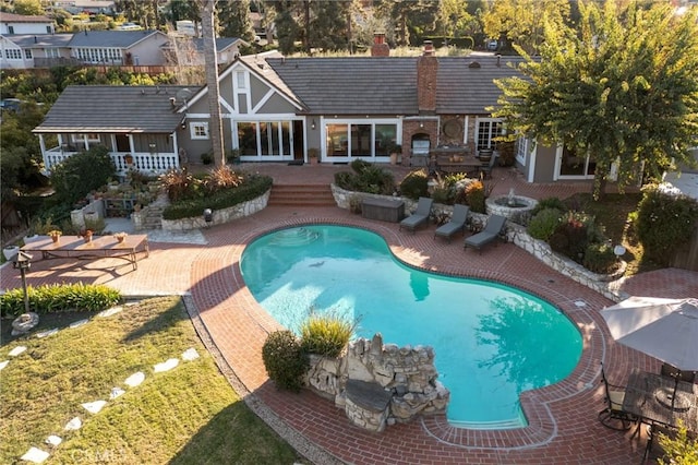 2501 Novato Pl, Palos Verdes Estates, CA 90274 - swimming pool with a patio area and a deck