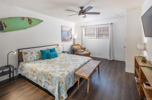 303305 Sanford St, Encinitas, CA 92024 - bedroom featuring dark wood-style flooring, a ceiling fan, and baseboards
